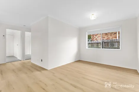 Property photo of 8 Rafferty Avenue Warwick QLD 4370