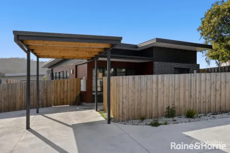 7/233 Cambridge Rd, Warrane, TAS 7018