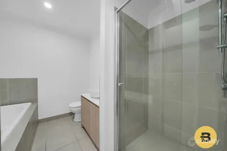 Property photo of 3 Nyon Walk Wollert VIC 3750