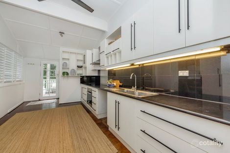 Property photo of 13 The Avenue Hermit Park QLD 4812