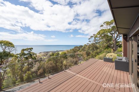 Property photo of 32 Seaview Avenue Parklands TAS 7320