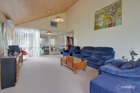 Property photo of 3 Alpine Close Traralgon VIC 3844