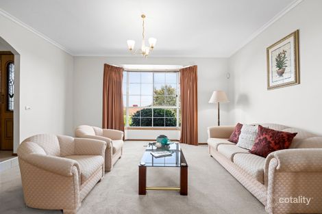 Property photo of 12 Arjay Court Westmeadows VIC 3049