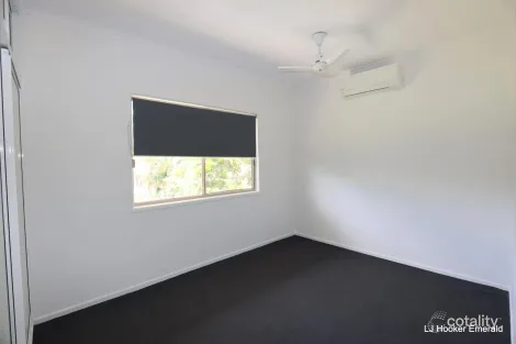 Property photo of 24 Staal Crescent Emerald QLD 4720
