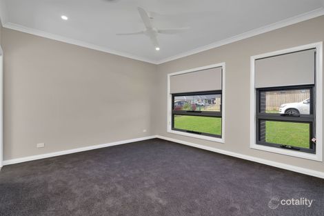 Property photo of 25 Tarragon Way Chisholm NSW 2322