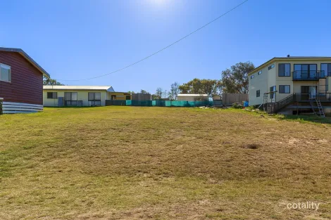 Property photo of 196 The Boulevard Paradise Beach VIC 3851