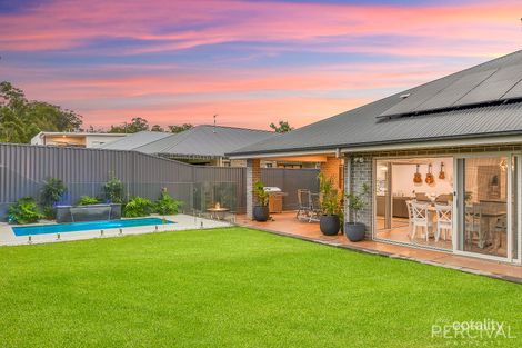 Property photo of 8 Mackellar Way Thrumster NSW 2444