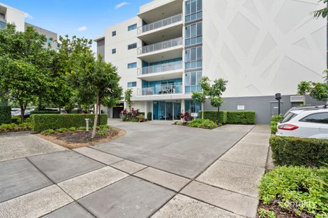 Property photo of 305/3 Compass Drive Biggera Waters QLD 4216
