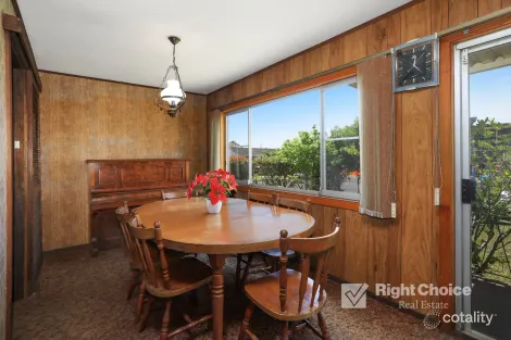 Property photo of 2 Kingsley Avenue Albion Park NSW 2527