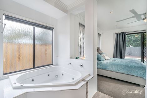 Property photo of 4 Kambah Place Reedy Creek QLD 4227