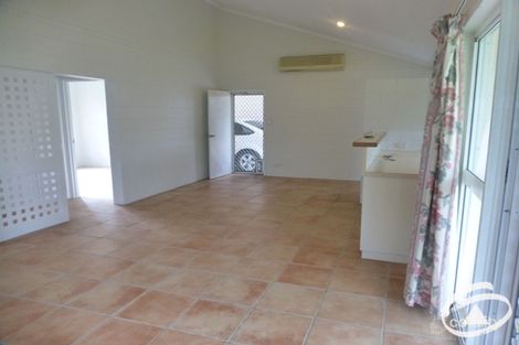 1/34 Ireland Cres, Whitfield, QLD 4870