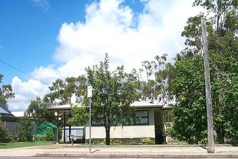 17 Paterson St, West Gladstone, QLD 4680