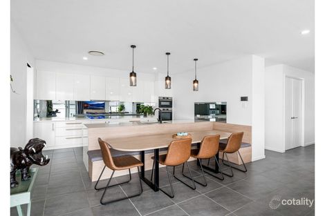 Property photo of 73 Waterville Drive Thornlands QLD 4164