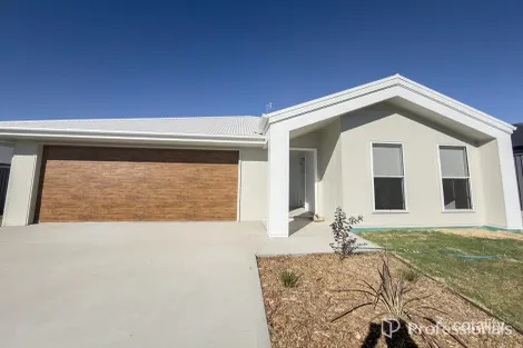 30 Explorers Way, Westdale, NSW 2340