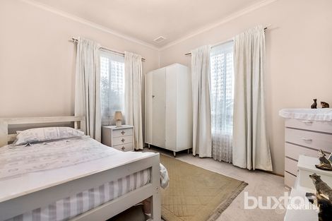 Property photo of 30 Melinga Crescent Chadstone VIC 3148