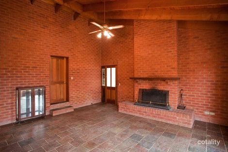 Property photo of 10 Glenelg Drive Maiden Gully VIC 3551