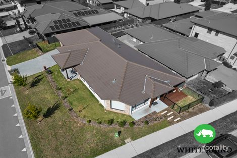 Property photo of 2 Tabrett Street Googong NSW 2620