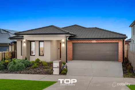 15 Sunburnt Cct, Clyde North, VIC 3978