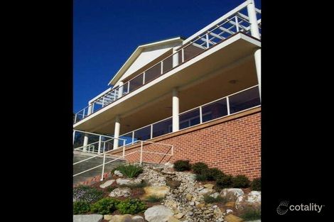 Property photo of 17 Alexander Parade Arcadia Vale NSW 2283