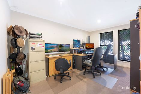 Property photo of 6 Bowerbird Crescent Dakabin QLD 4503