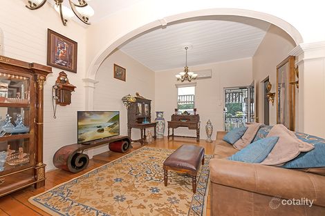 Property photo of 25A Leigh Street West End QLD 4810