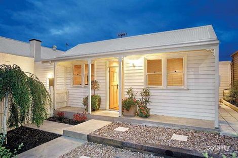 Property photo of 17 Wrights Terrace Prahran VIC 3181