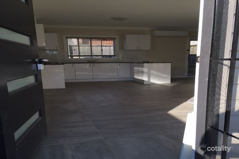 Property photo of 17 Lake Haven Drive Gorokan NSW 2263