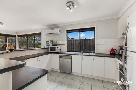 Property photo of 37 Lakeside Drive Wallan VIC 3756