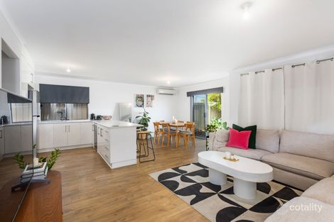 Property photo of 32 Marston Drive Morphett Vale SA 5162