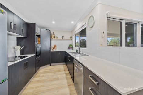 Property photo of 2 Peel Street Holmview QLD 4207