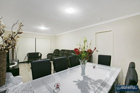 Property photo of 5 Elfin Way Pakenham VIC 3810