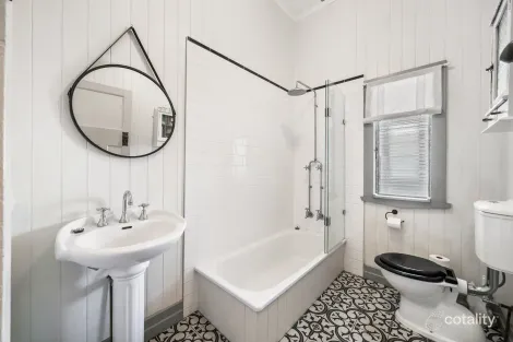 Property photo of 62 Connaught Street Sandgate QLD 4017