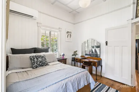 Property photo of 62 Connaught Street Sandgate QLD 4017