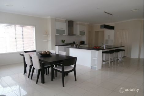 Property photo of 1 Broadway Caroline Springs VIC 3023