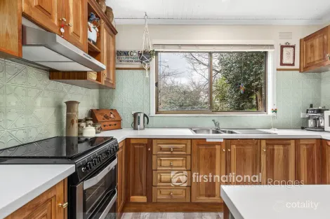 Property photo of 18 Gembrook-Launching Place Road Gembrook VIC 3783