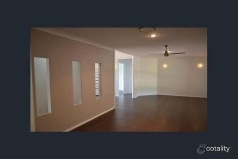 Property photo of 14 Neisler Court Kawungan QLD 4655