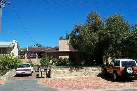 100 Marine Tce, Sorrento, WA 6020