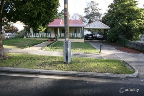 Property photo of 28 Gladys Grove Croydon VIC 3136