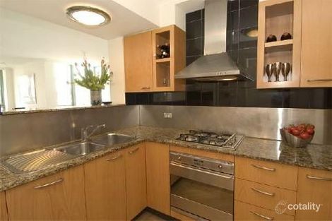 Property photo of 604/7 Rockwall Crescent Potts Point NSW 2011