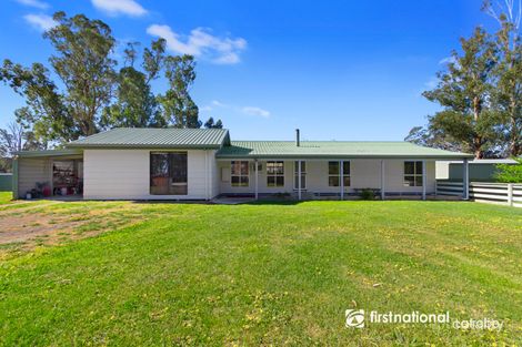 21 Hendersons Rd, Toongabbie, VIC 3856
