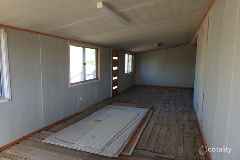 Property photo of 11 Elderslie Street Winton QLD 4735