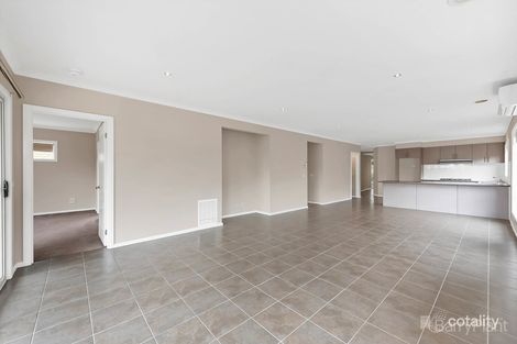 Property photo of 5 Paxton Link Pakenham VIC 3810