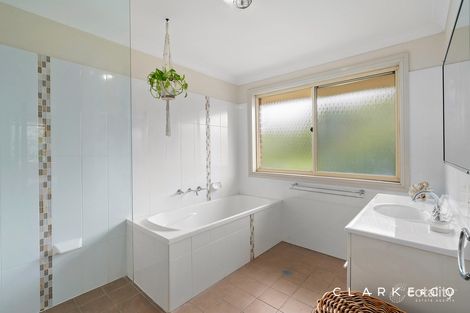 Property photo of 6 Macgregor Close Tenambit NSW 2323