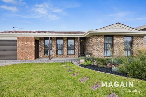 28 BARRAMUNDI DR, HALLETT COVE, SA 5158