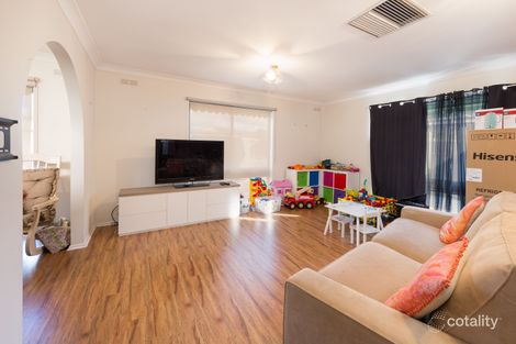 Property photo of 10 Sapphire Circuit West Wodonga VIC 3690