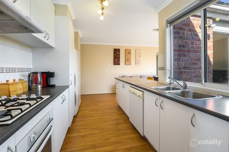 Property photo of 18 Coco Parade Skye VIC 3977