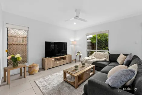Property photo of 17 Tambor Crescent Pallara QLD 4110
