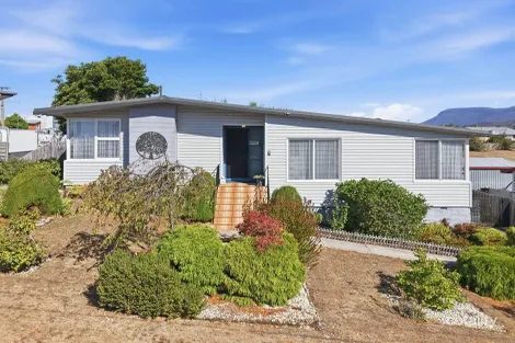 21 Westfield St, Claremont, TAS 7011