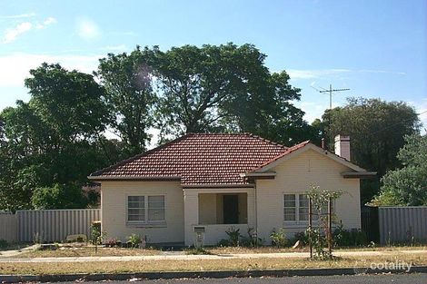 12 Seventh Ave, Kensington, WA 6151