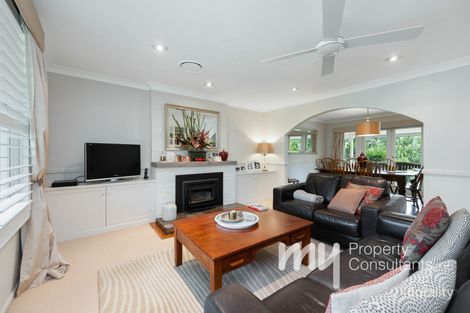 Property photo of 4 Adelong Place Camden South NSW 2570